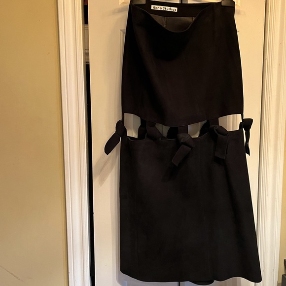 Black Suede Acne Studios skirt with peek a boo ties - Picture 3 of 3